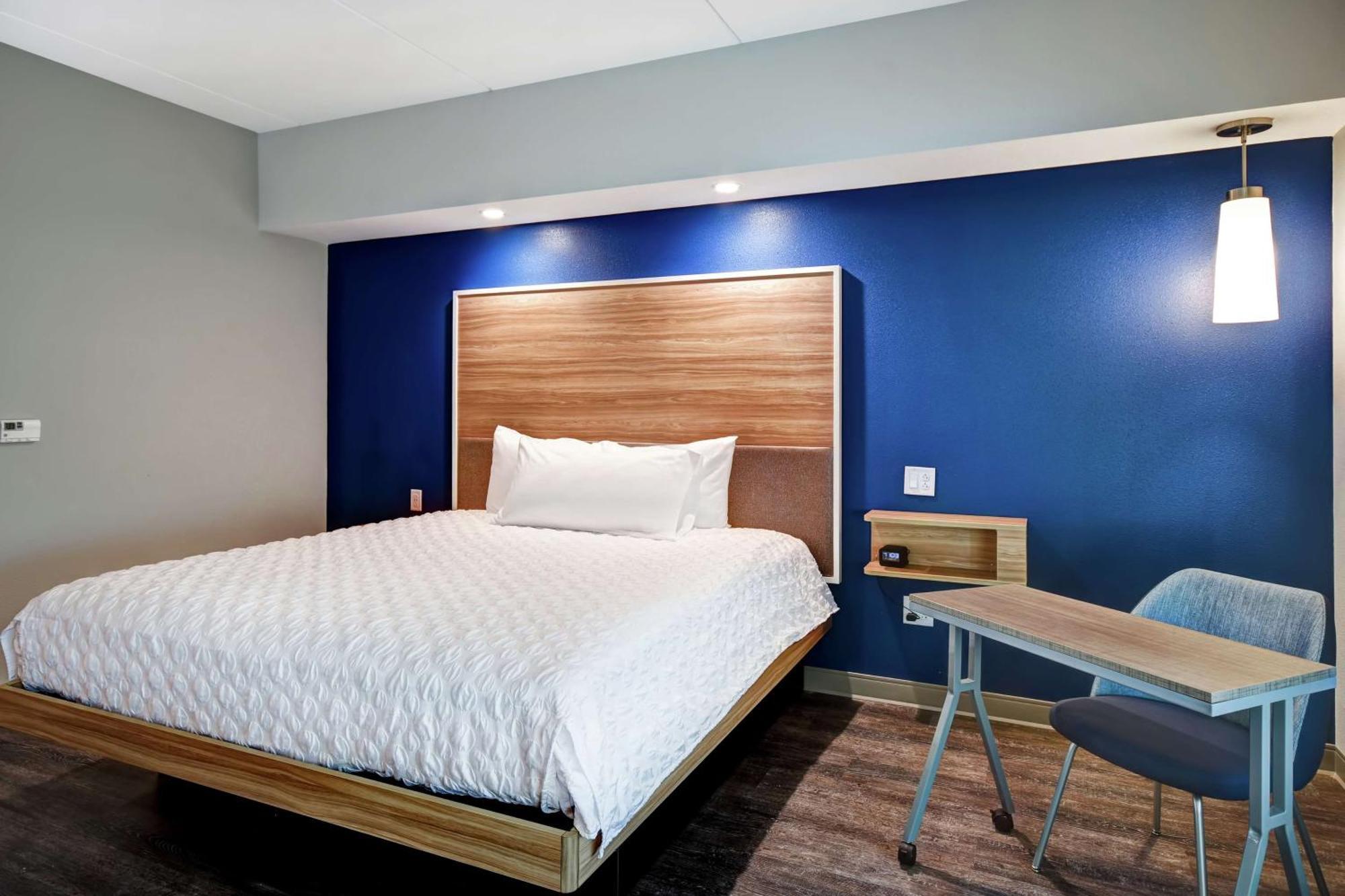 Tru By Hilton Raleigh Durham Airport Hotel Morrisville Exterior photo