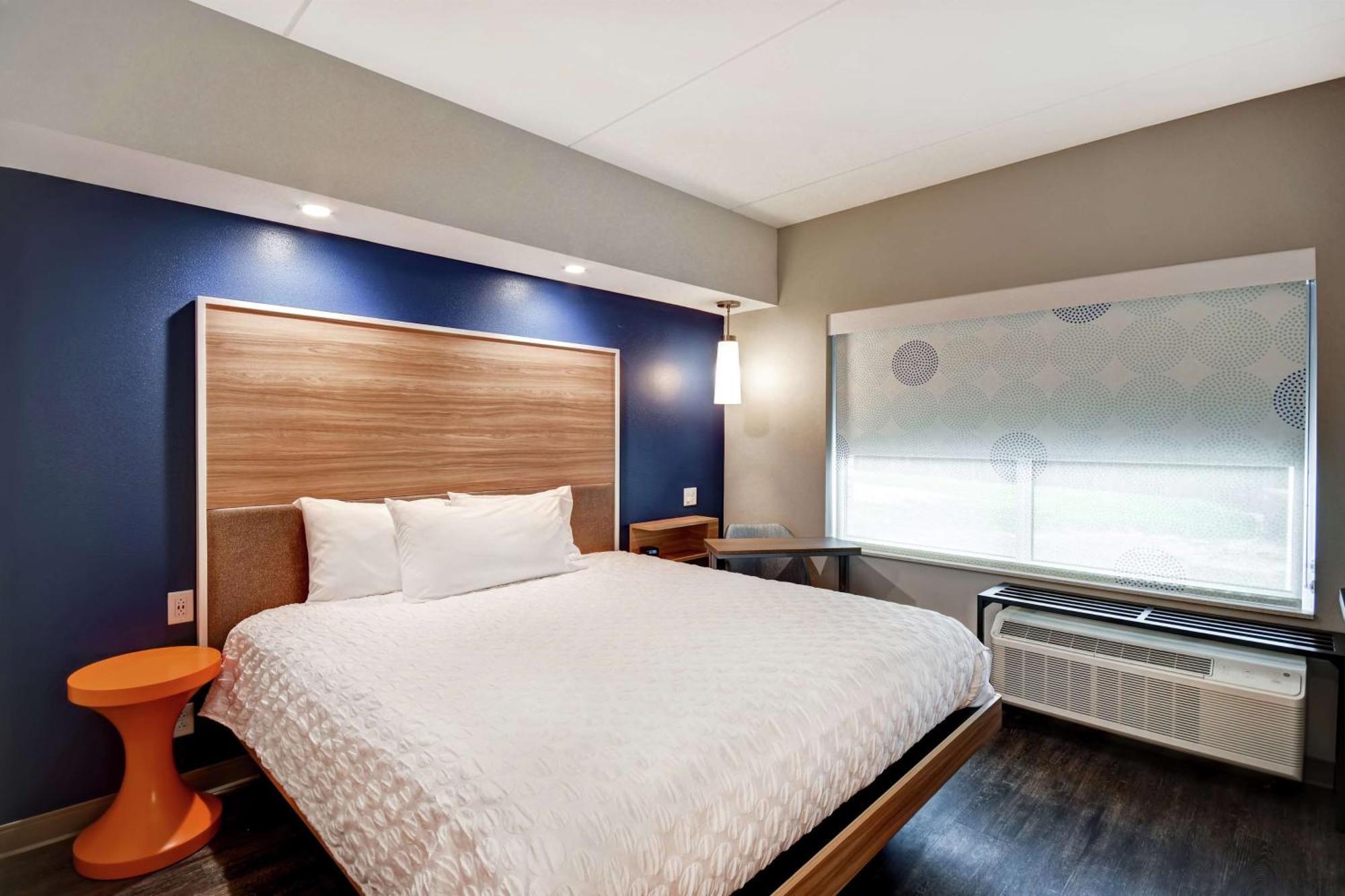 Tru By Hilton Raleigh Durham Airport Hotel Morrisville Exterior photo