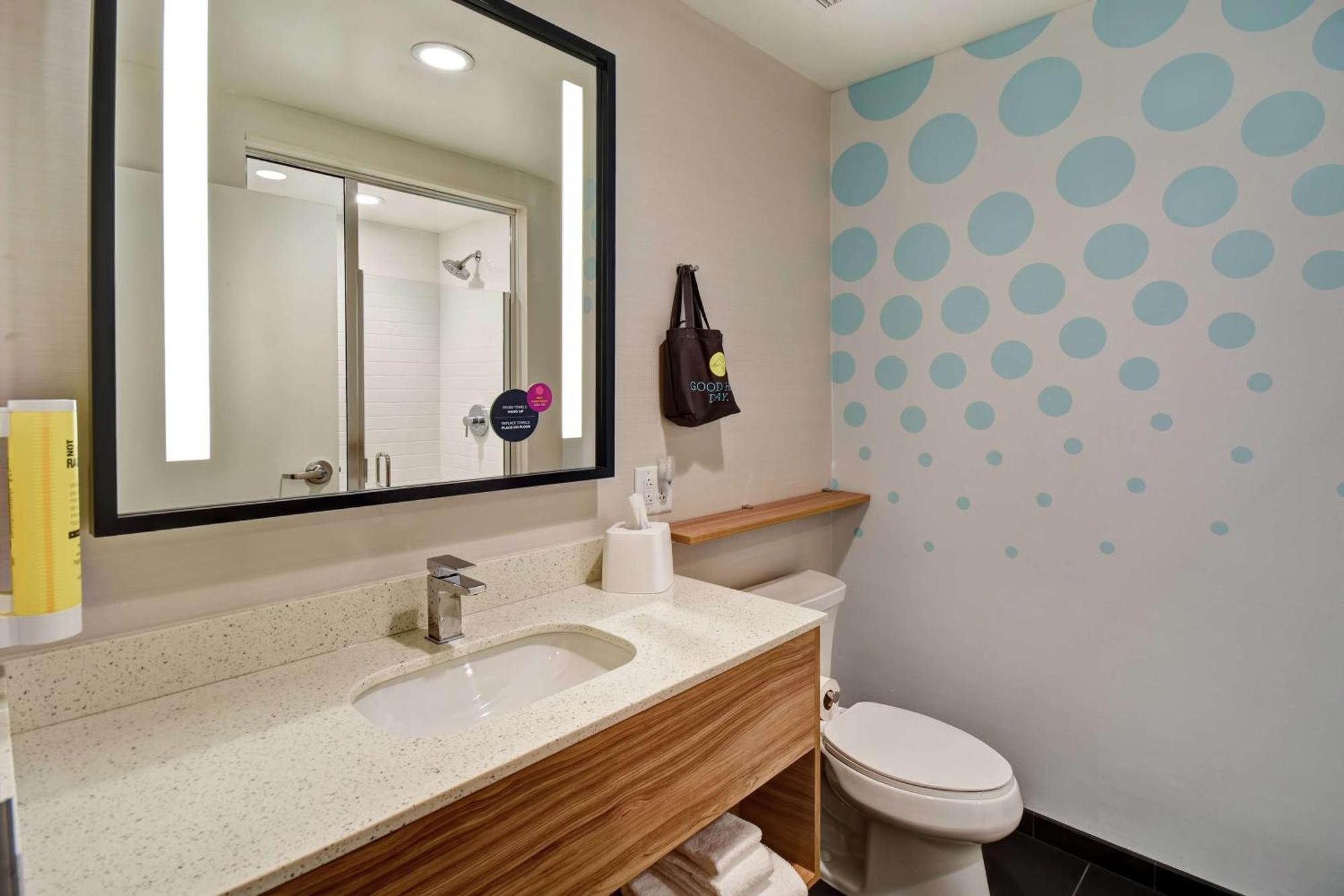 Tru By Hilton Raleigh Durham Airport Hotel Morrisville Exterior photo