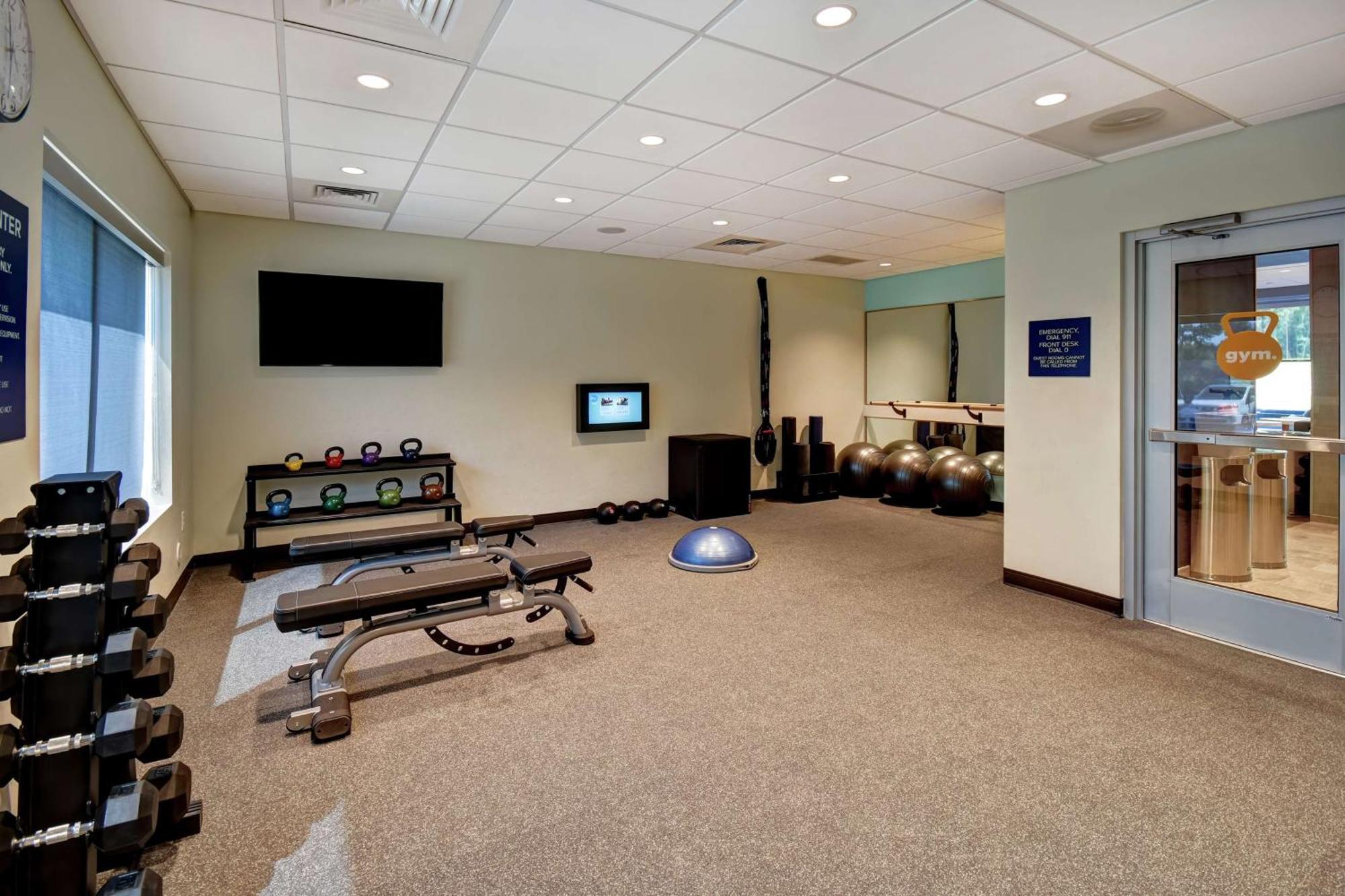 Tru By Hilton Raleigh Durham Airport Hotel Morrisville Exterior photo