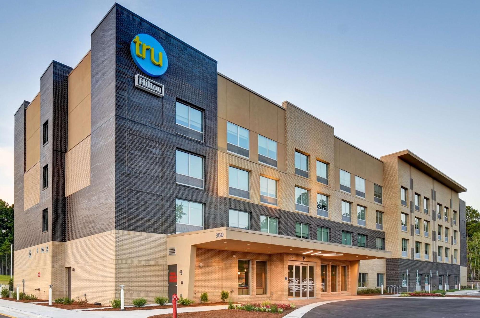 Tru By Hilton Raleigh Durham Airport Hotel Morrisville Exterior photo